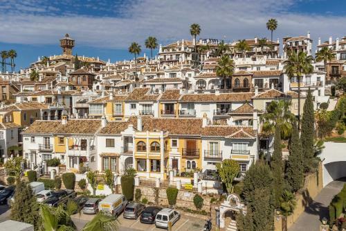Bright Apartment With Terrace In Mijas Golf