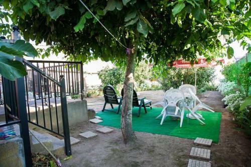 4 Bedrooms House With Wifi At Tedejo