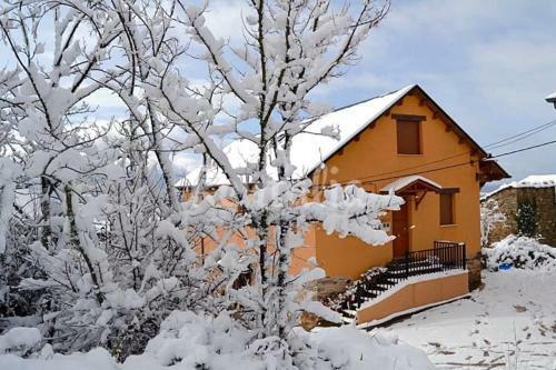 4 Bedrooms House With Wifi At Tedejo