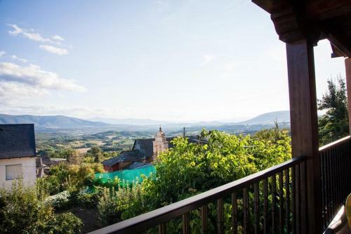 4 Bedrooms House With Wifi At Tedejo