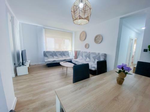 Apartamento Apto Amplio - C�ntrico - 3 Habitaciones