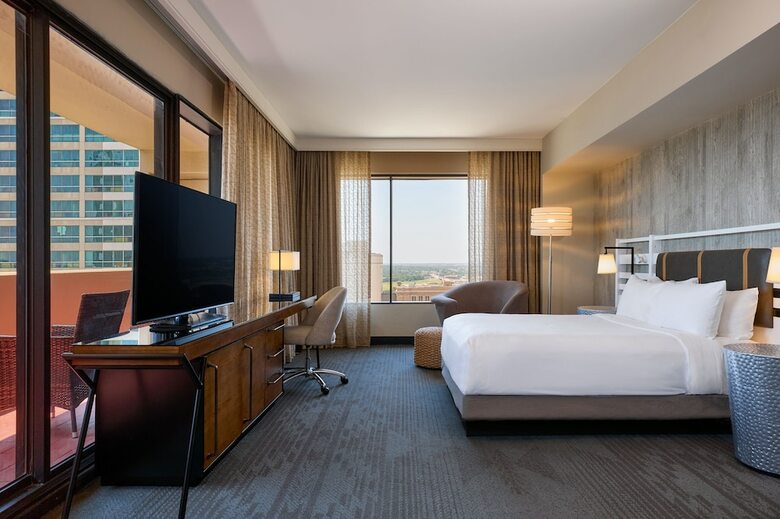 The Worthington Renaissance Fort Worth Hotel