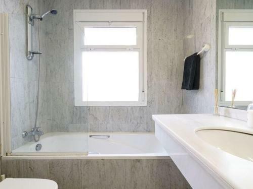 Cozy Apartment In La Cala de Mijas