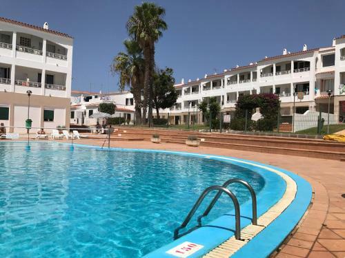 Apartamento Bajo Con Piscina Y Junto A La Playa - Macarelleta