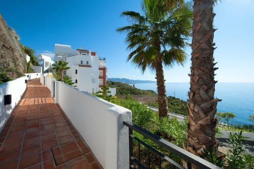 Apartamento de 2 Dormitorios Vista Mar Con Parking