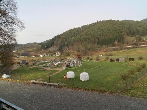 Bed & Breakfast Gasthaus R�ssle