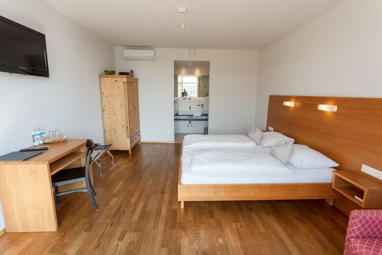 Hostal Wein-gut Hutter