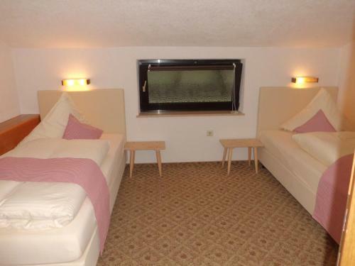 Hostal Alpina