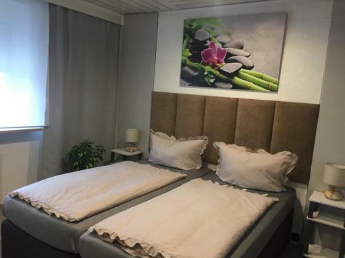 Hostal Klein Haus 12a