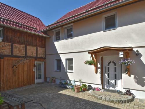 Spacious Apartment In Timmenrode With Private Garden