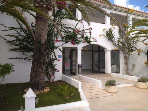 Hotel Roca Bella