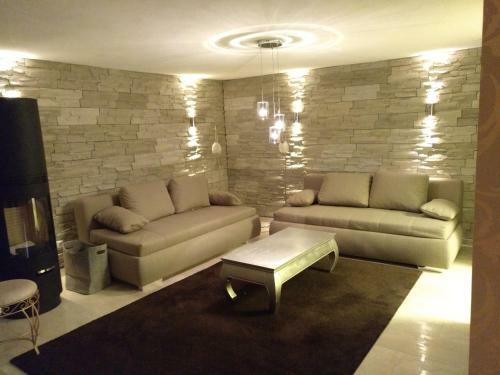 Hostal Ferienapartment Tuntenhausen