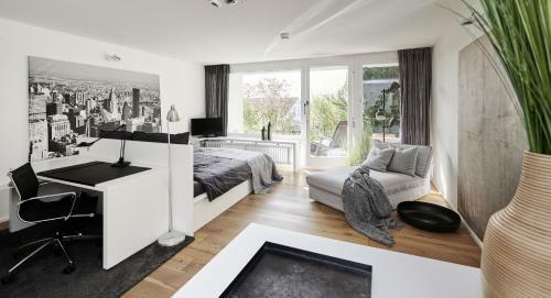 Criston Apartments - Unique Living