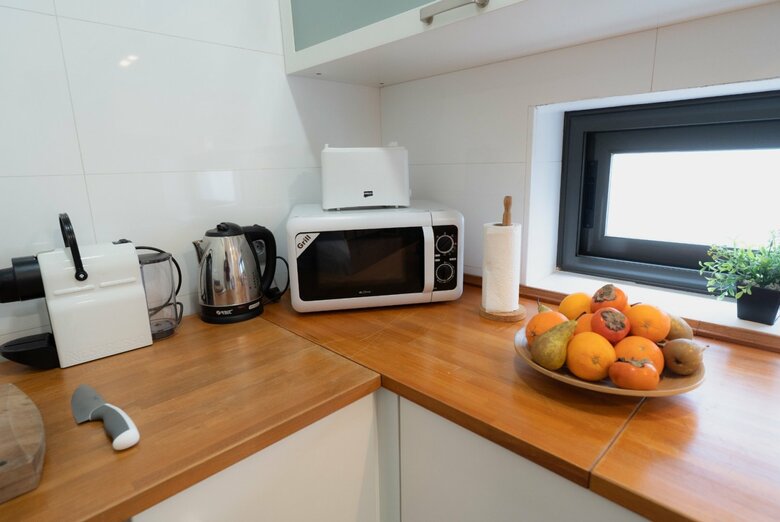 Apartamentos Azz Sevilla Torre De La Plata