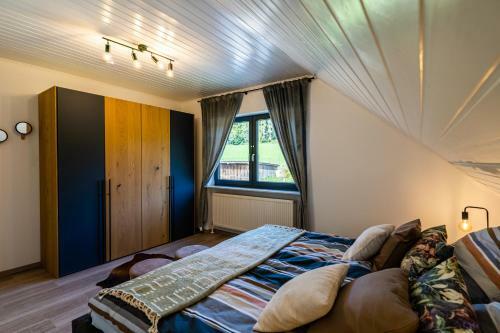 Jura Apartments