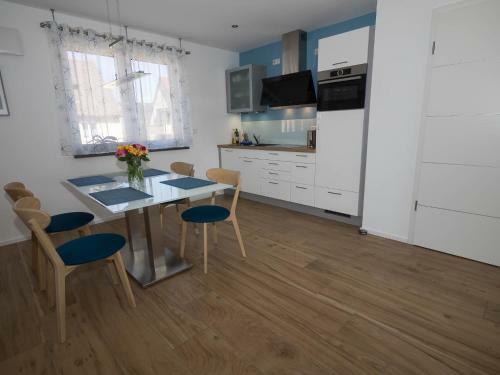 16lilien Apartmentwohnung Gartenblick