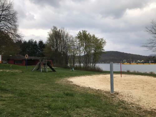 Lili�s Bungalow Auf Der Halbinsel Scheid