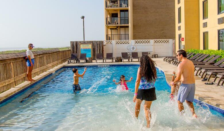 Hotel Schlitterbahn Beach Resort & Waterpark