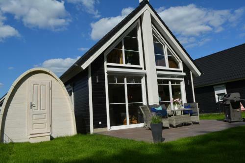 Kapit�nshaus Zerpenschleuse Holiday Chalet