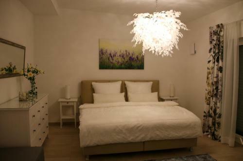 Apartamento Penthouse W�schenbeuren