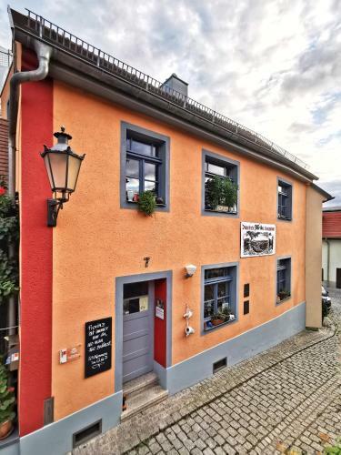 Charmantes Apartment Siebenschl�fer �ber Caf� 7