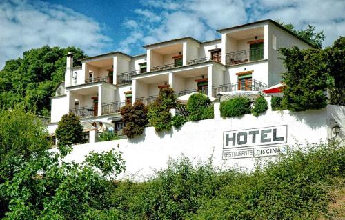 Hotel Los B�rchules