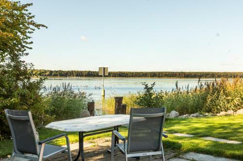 Apartamento Bungalow Am Wassergrundst�ck