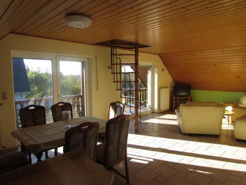 Apartamento Ferienhaus Mit 2 Fewo In Mecklenburg