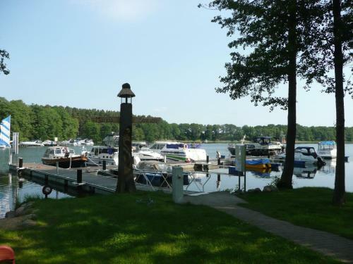 Lakeside House Strasen