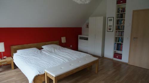 Lakeside House Strasen