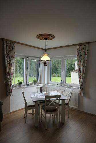 Apartamentos Fewo Hof Elbbachtal