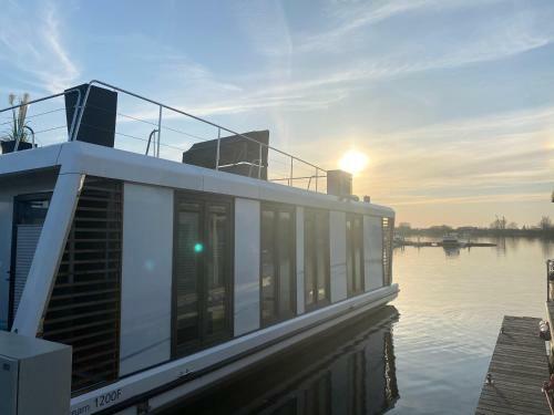 Hausboot Buddy