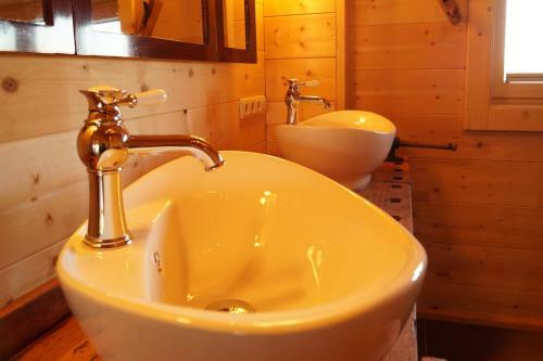 Apartamento Ferienwohnung Im Gem�tlichen Blockhaus Vor Den Bergen