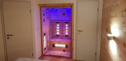 Apartamentos Ferienwohnung Zur Rh�n Tischlerei