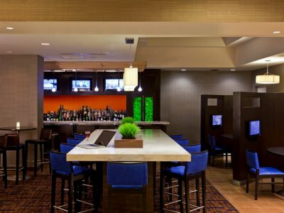Hotel Courtyard By Marriott Downtown Toronto