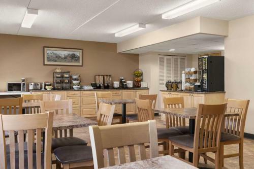 Motel Travelodge Prince George