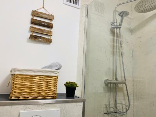 Neu Apartment Am Kurpark