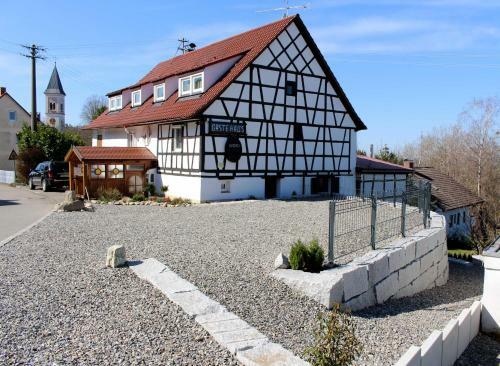 Hostal Pension Wogi
