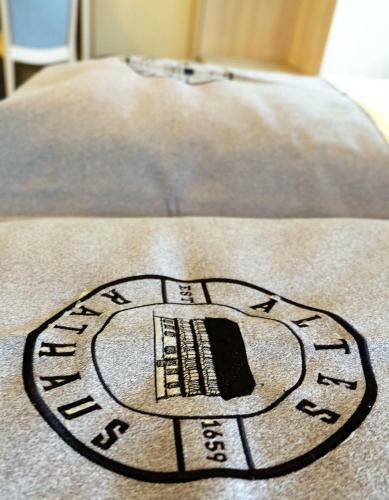 Altes Rathaus Hotel-restaurant-caf�