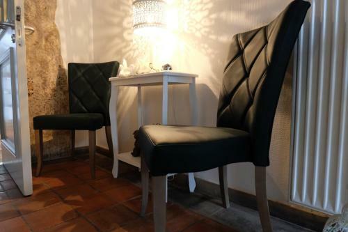 Altes Rathaus Hotel-restaurant-caf�