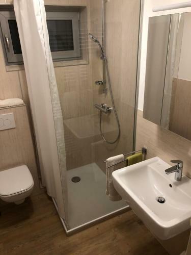 Hostal Pension Rosenschl��chen