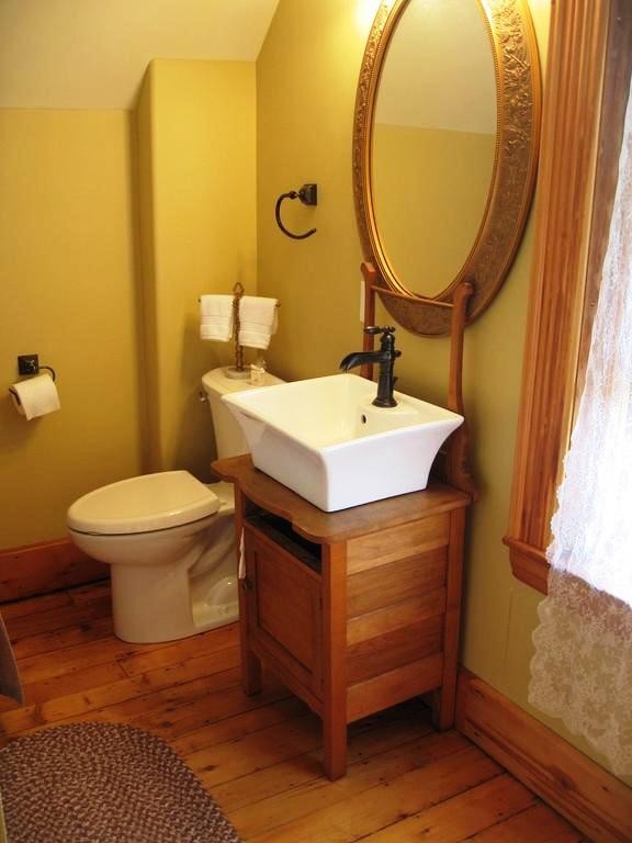 Magnetic Hill Winery And B&B