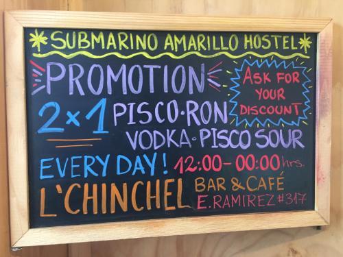Hostel Submarino Amarillo