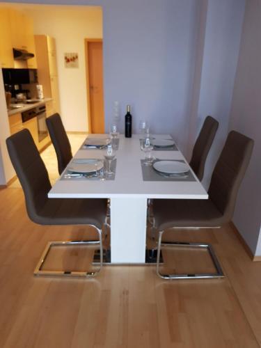 Apartamento Kutter Mit Parkplatz & Balkon - Abc200