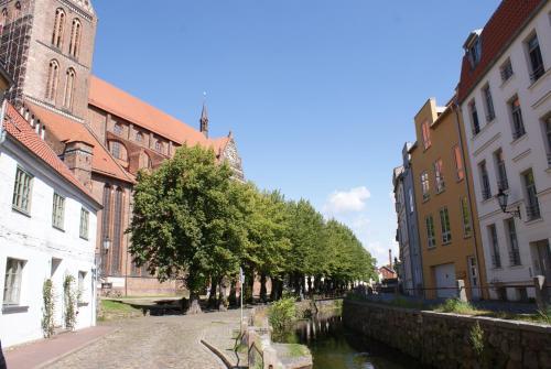 Thie� Mit Terrasse & Parkplatz - Abc202