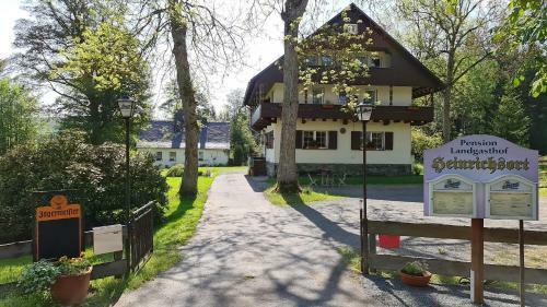 Hostal Landgasthaus & Pension Heinrichsort