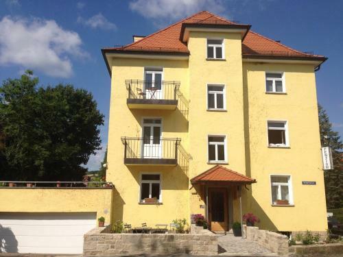 Hostal Achtzimmer