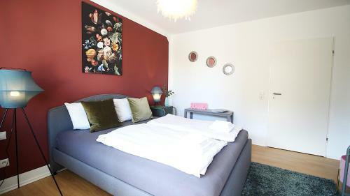 Apartments With Sunny Balcony, Near Main River