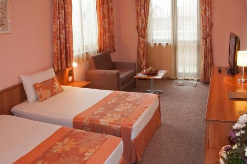 Hotel Real
