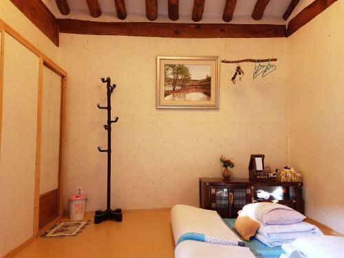 Hostal Soriwool Guesthouse